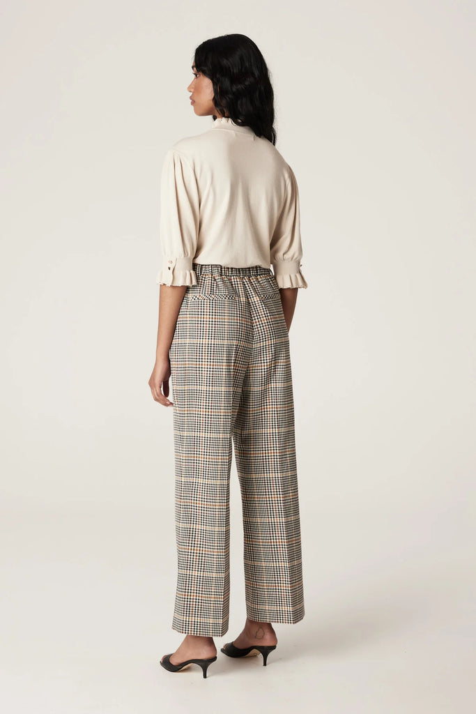 Cable Melbourne Winston Check Pant on model back view