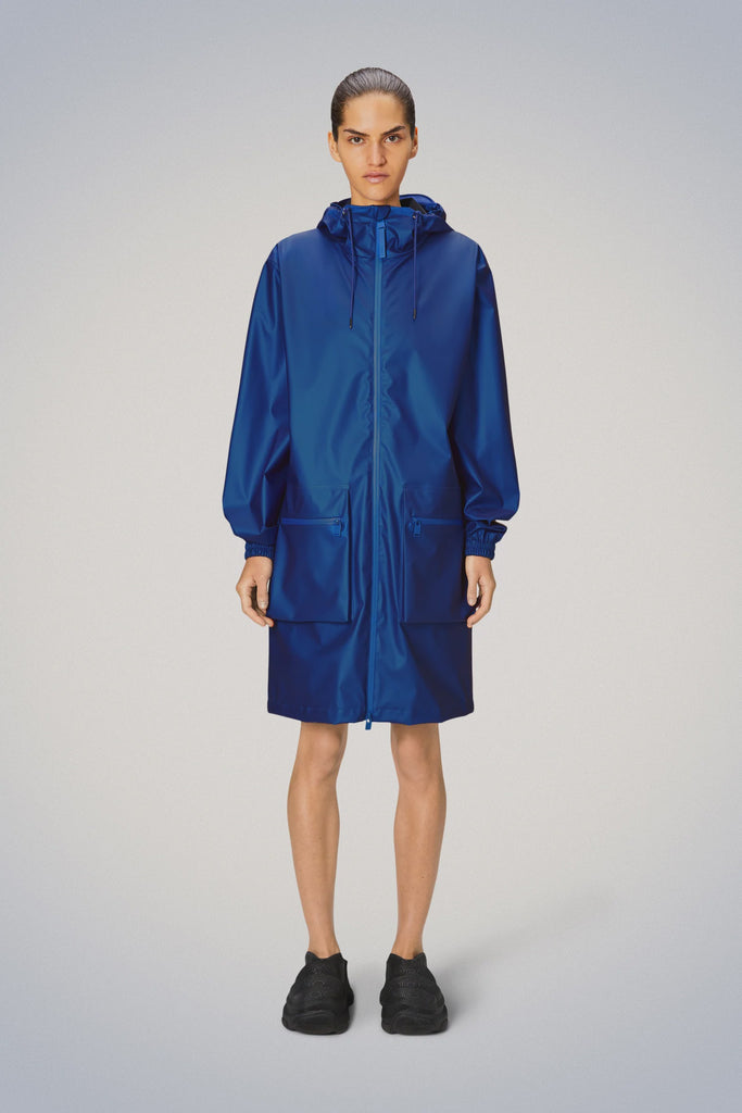 Rains Cargo long Jacket Storm on model buttoned up