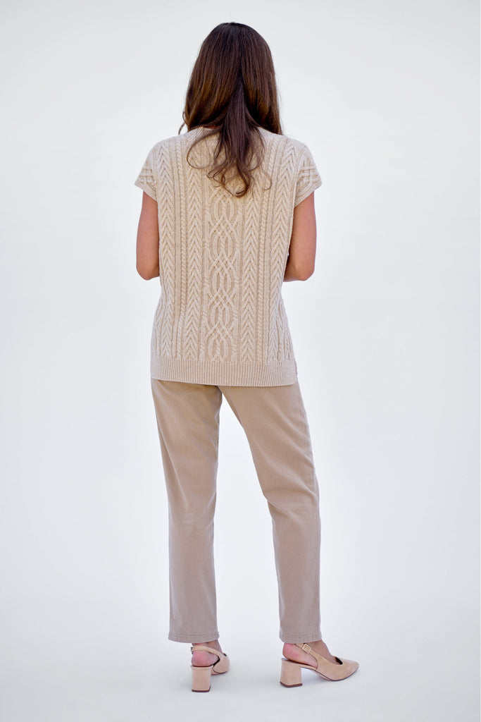 Maxted Merino Cable Vest Pale Oat