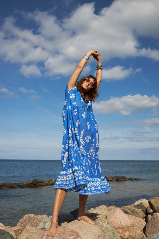 Lollys Laundry Mackay Maxi dress Blue and white