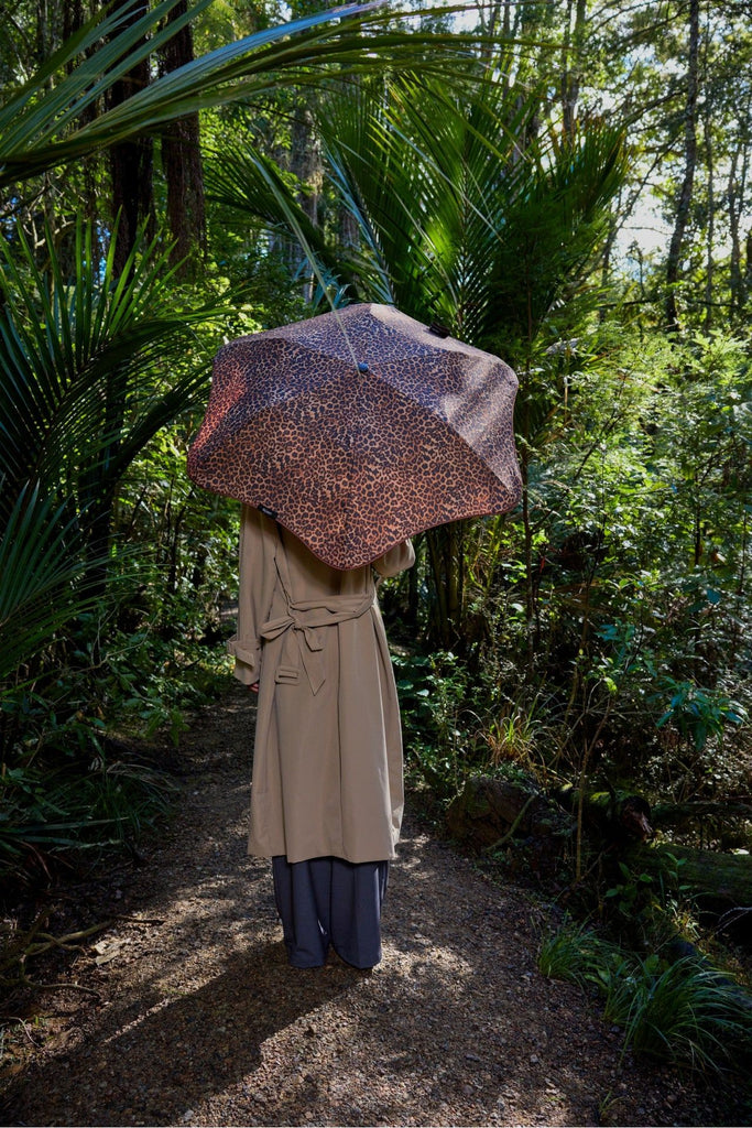 Metro Umbrella Limited Edition | Leopard Umbrellas Blunt