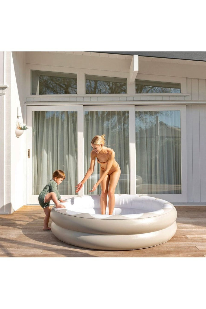 Scallop Clay Round Inflatable Paddling Pool Side View of Pool Showing Adult & Child Climbing into Pool