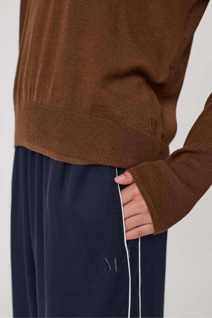 Marlow Alto Merino V Neck Jumper Walnut Brown