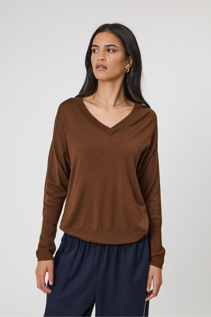 Marlow Alto Merino V Neck Jumper Walnut Brown