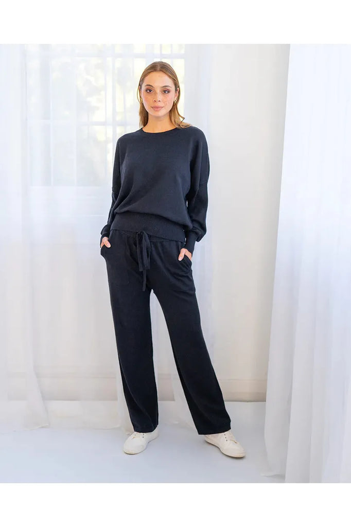 Arlington Milne Kelsey Lounge Pant Black with macthing Lucy Knit Sweater Black all cotton cashmere