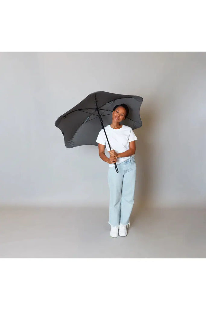 Blunt | Classic Umbrella Charcoal Female Model Shot | Crisp Home + Wear