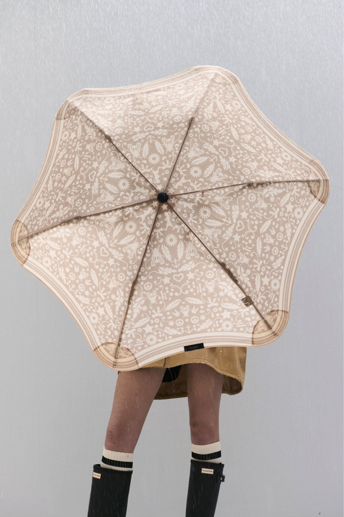 Metro Umbrella | Limited Edition x Karen Walker Filigree Umbrellas Blunt