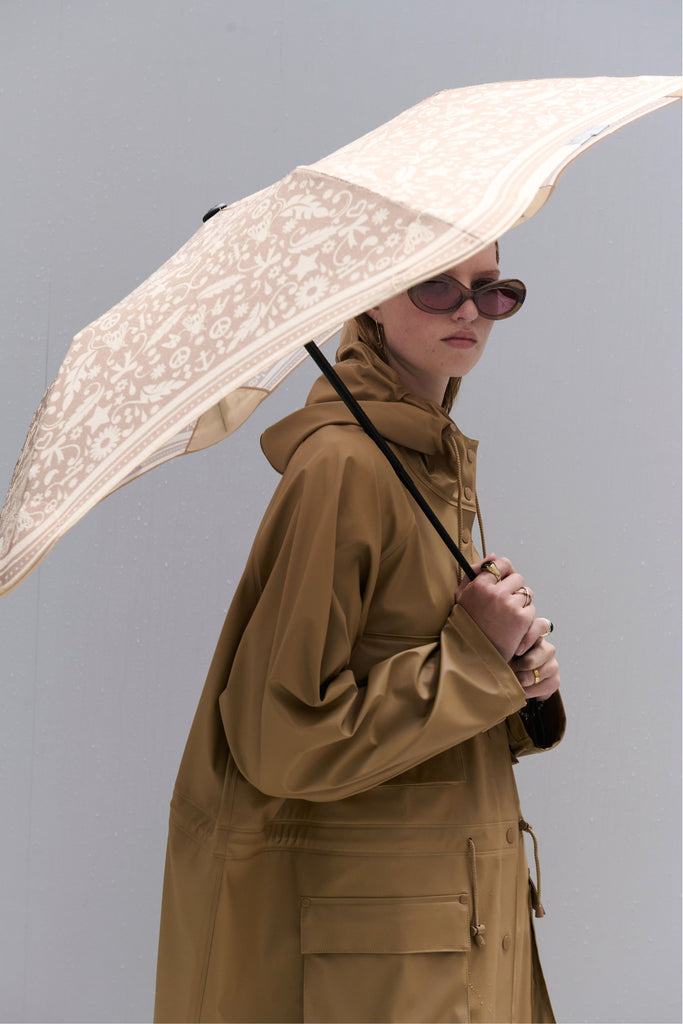 Metro Umbrella | Limited Edition x Karen Walker Filigree Umbrellas Blunt