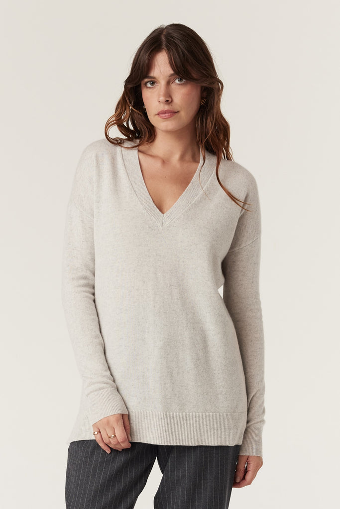 Cable Melbourne Cashwool V Jumper | Grey Marle