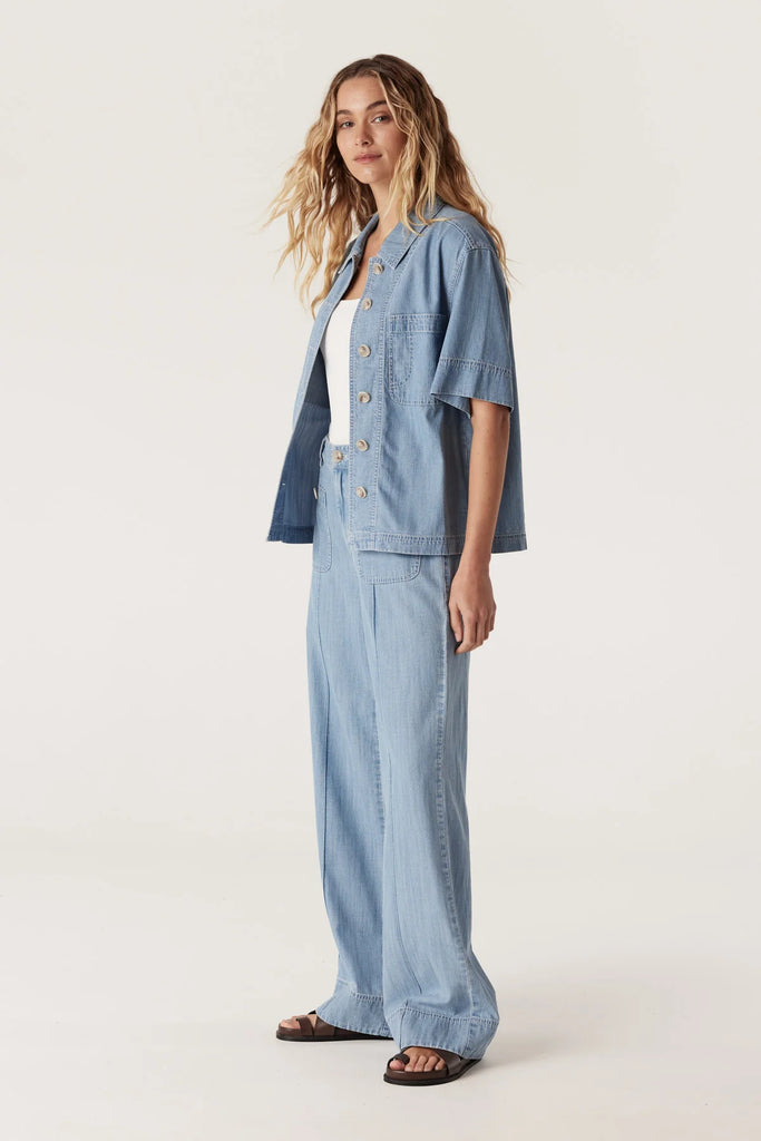 Cable Melbourne Ellie Top chambray