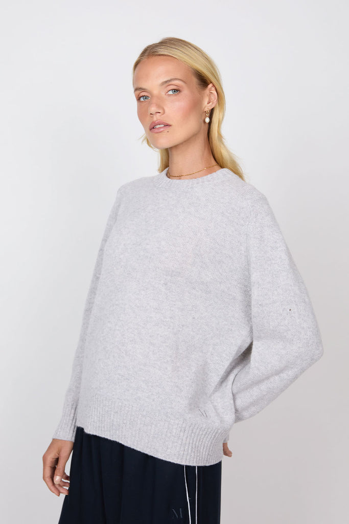 Marlow Saddle Cashmere Crew Neck Sweater Fog Grey