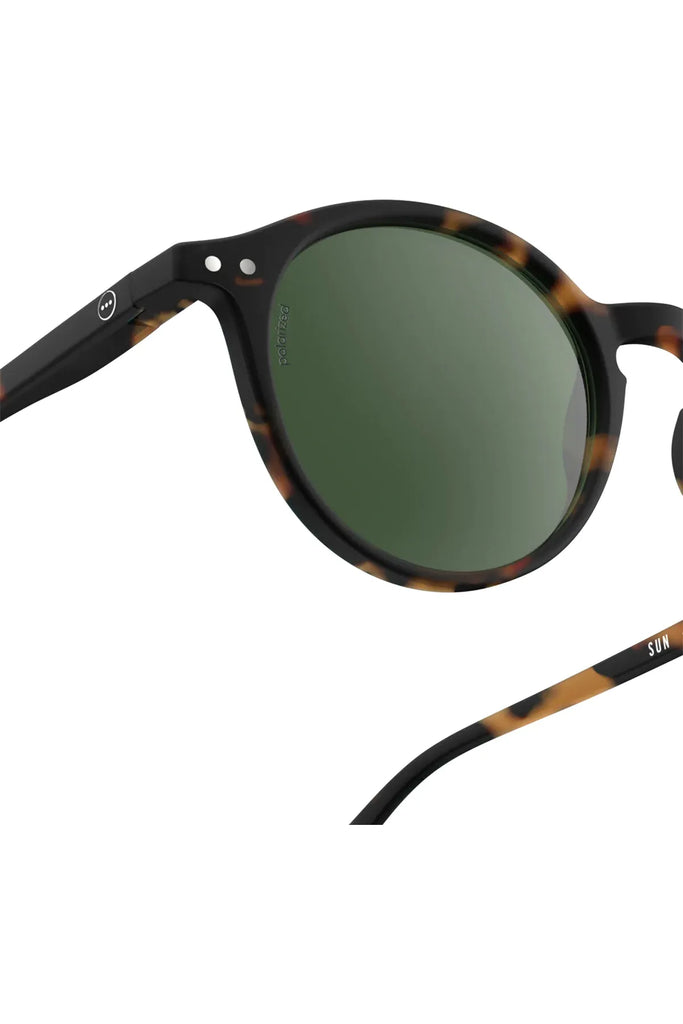 Izipizi Polarised Sunglasses Sun Collection Frame Shape D Tortoise Exterior View of Arm, Arm Hinge and Lense