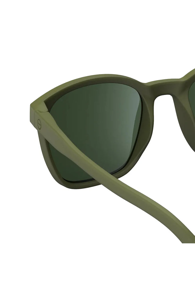Izipizi Polarised Kahki Green 
sunglasses with a white background