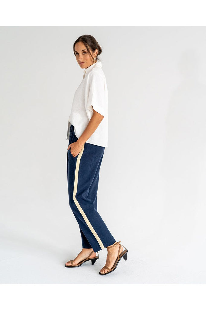 Arlington Milne Isabel Linen Shirt in White with the Leah tapered Trouser Navy