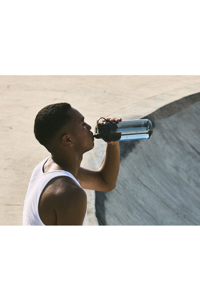 Loop Active Water Bottle | 950ml | Smoke Water Bottles Kinto