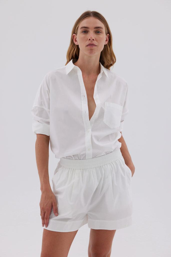 LMND Chiara Shirt White Cotton Long sleeve close up on model front view