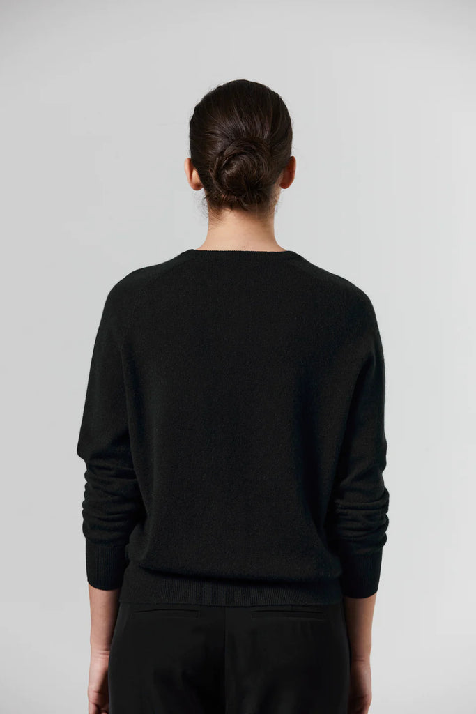 Laing Amy Cashmere V neck Sweater Black on model back view