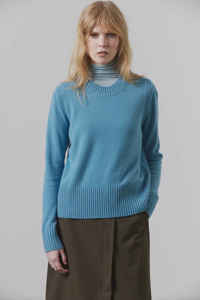 Laing Chunky Cashmere Crew Neck Sweater Cerulean