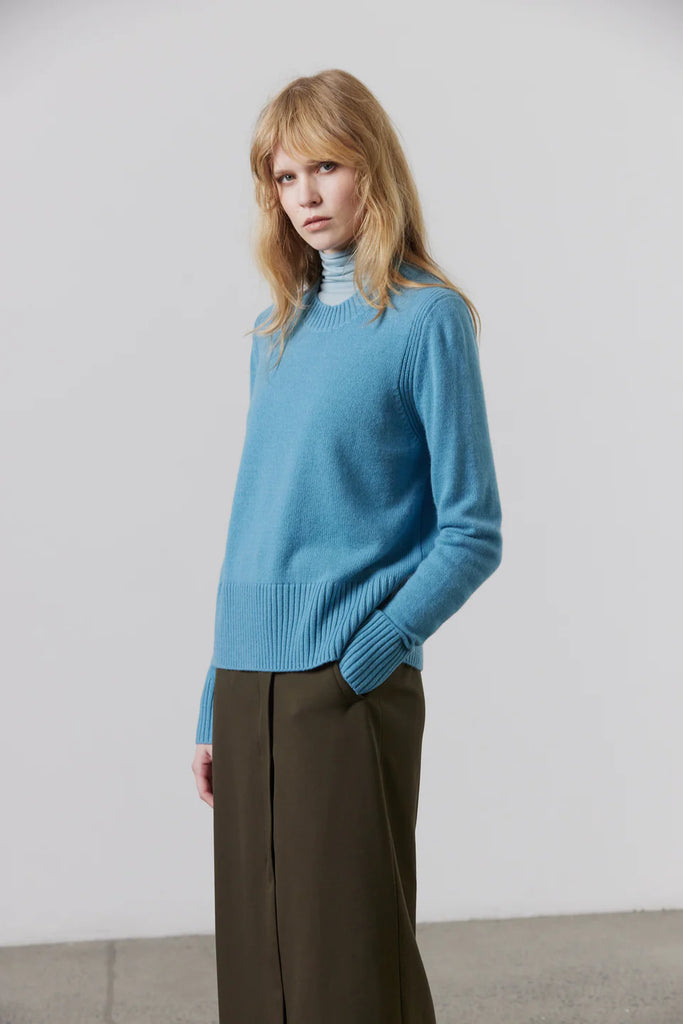 Laing Chunky Cashmere Crew Neck Sweater Cerulean