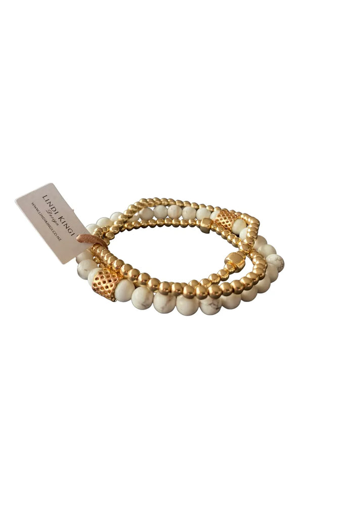 Lindi Kingi Beaded Bracelet Set cream and gold howlite