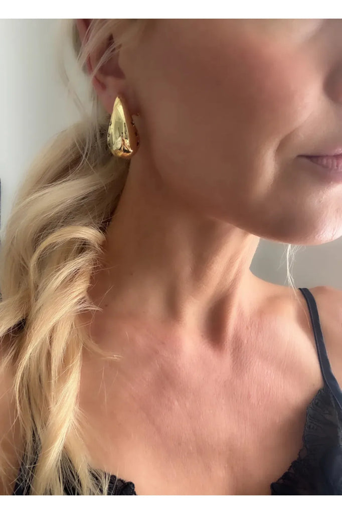 Lindi Kingi Starry Drop Earrings Gold