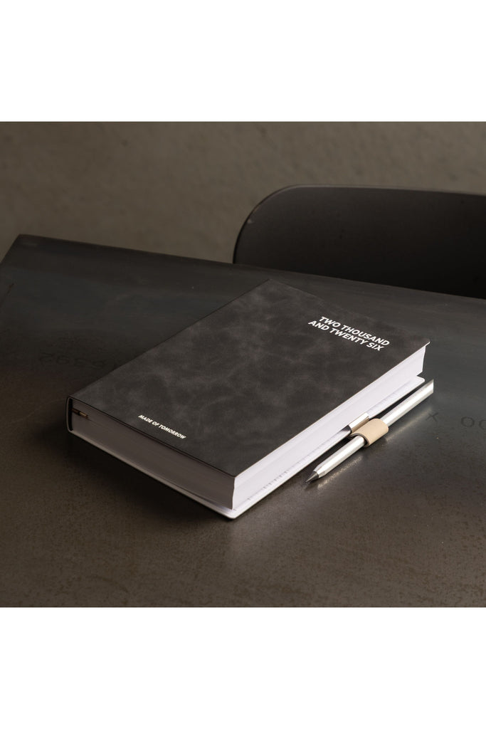 2026 | A5 Daily Diary | Faux Leather | Onyx Daily Diaries Made of Tomorrow