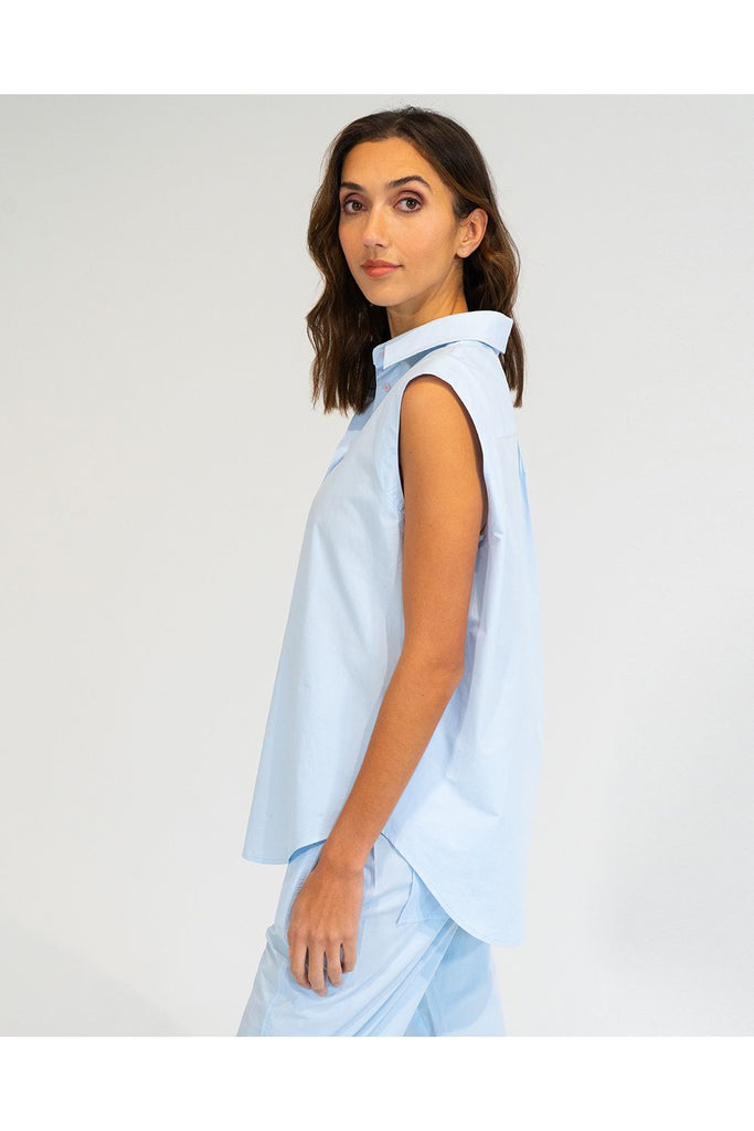Elms and King Maui Sleeveless Shirt in Sky