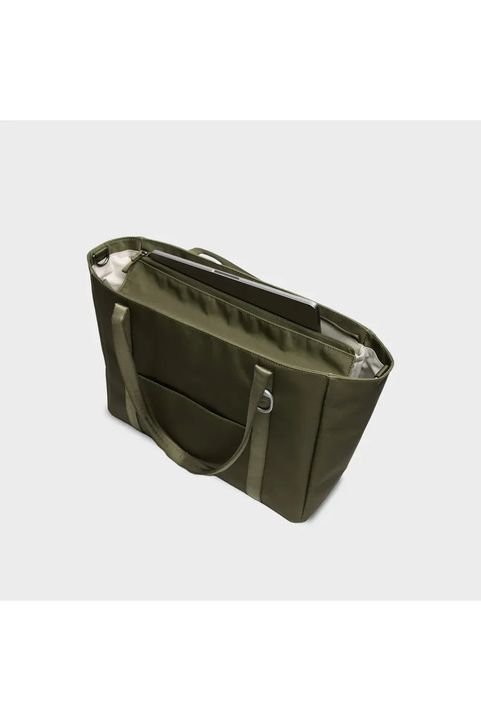 Daily Tote 21L | Olive Tote Bags Orbitkey