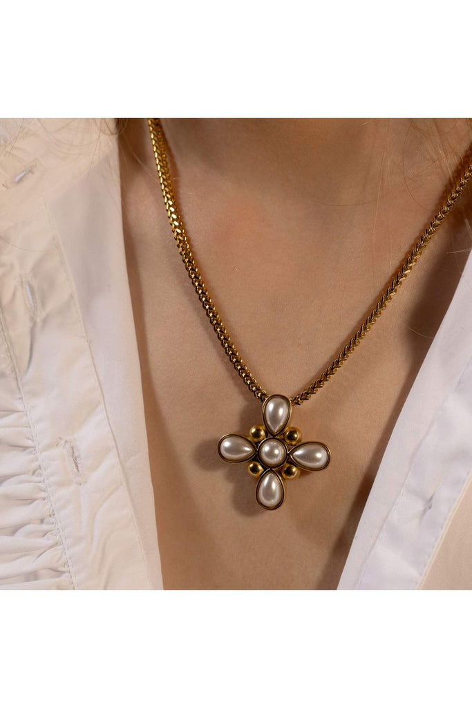 Soleil Necklace | Gold Necklaces + Pendants Silk & STEEL