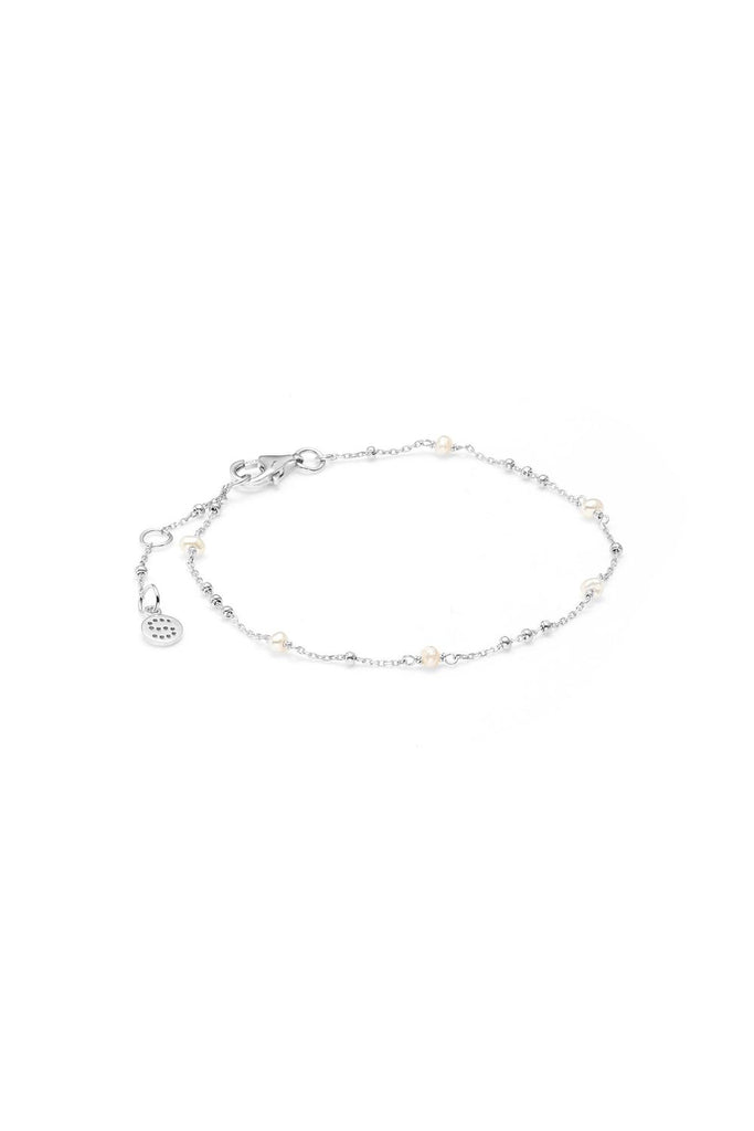 Silk & STEEL Dotty Pearl Bracelet in silver with freshwater pearls