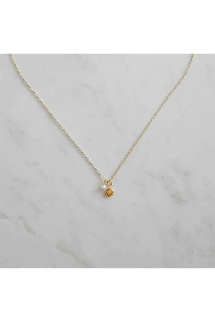 She Shell Necklace with Pearl Necklaces + Pendants Gold S O P H IE