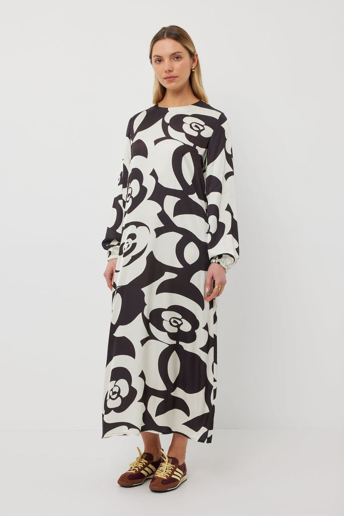Tuesday Maggie dress Black and White Flower