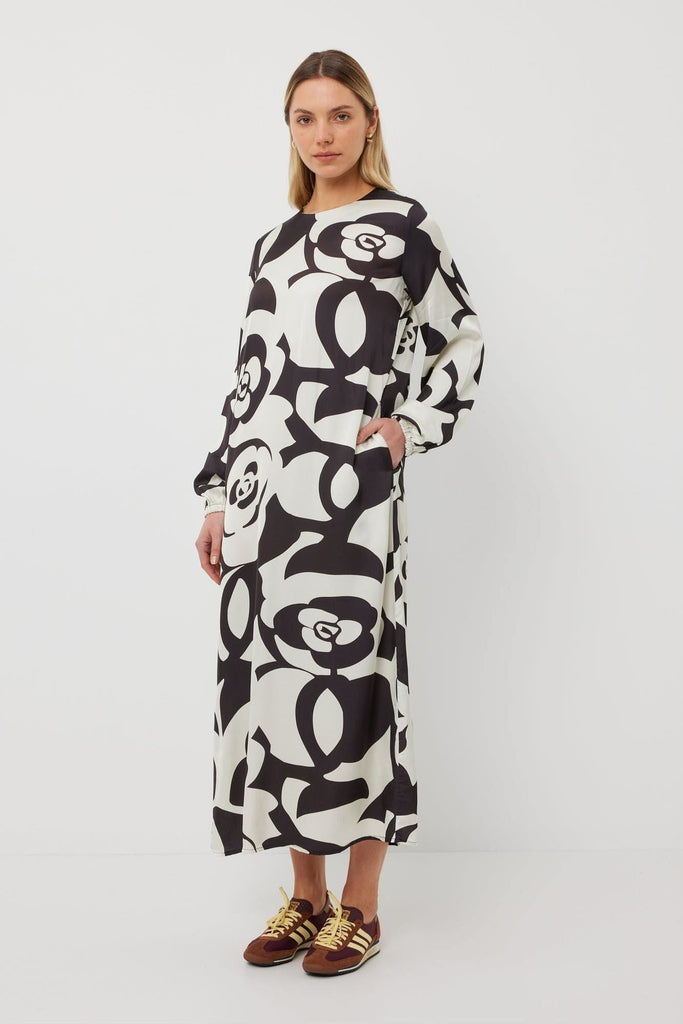 Tuesday Maggie dress Black and White Flower