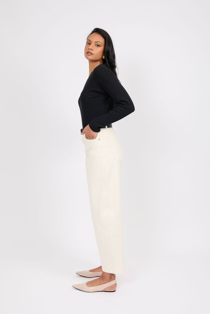 Marlow The Curve Barrel Jean Ecru