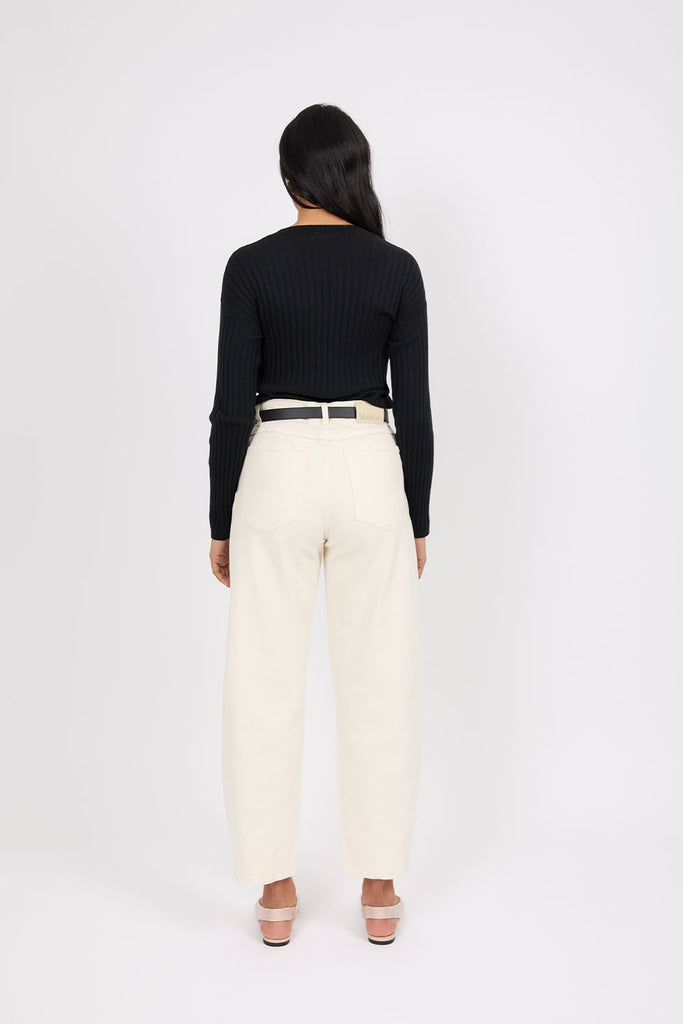 Marlow The Curve Barrel Jean Ecru