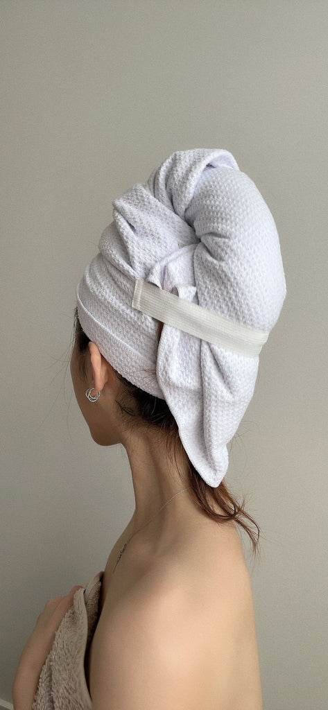 Made For Body Microfibre Waffle Hair Towel Model Photo 2