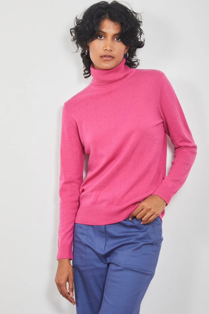 Dlaston Collette Roll neck Sweater Merino Cashmere French Pink on model