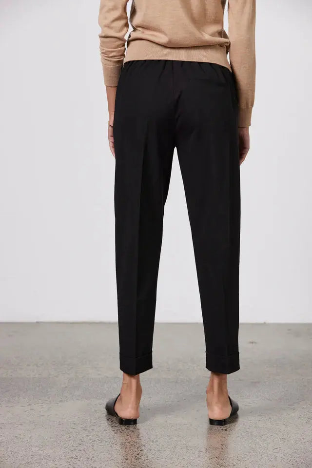 Hardy Cropped Pants | Black Pants XS,S,M,L Laing