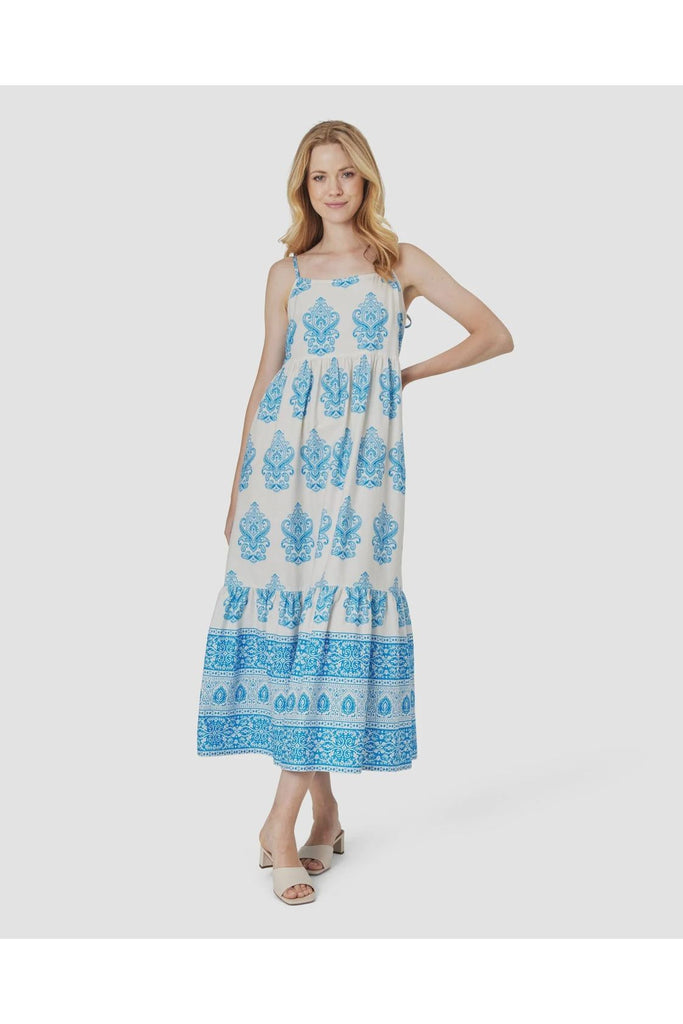 Cut to drop into a tiered silhouette, this maxi dress from Noa Noa is crafted from soft and durable cotton. Carved out with a boxy square neck and suspended from spaghetti straps, it features a swirling abstract paisley print.